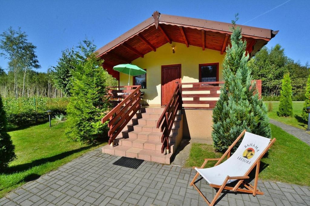 Holiday Home Close To The Lake Shore, Dabrowica Dabrowica  Экстерьер фото