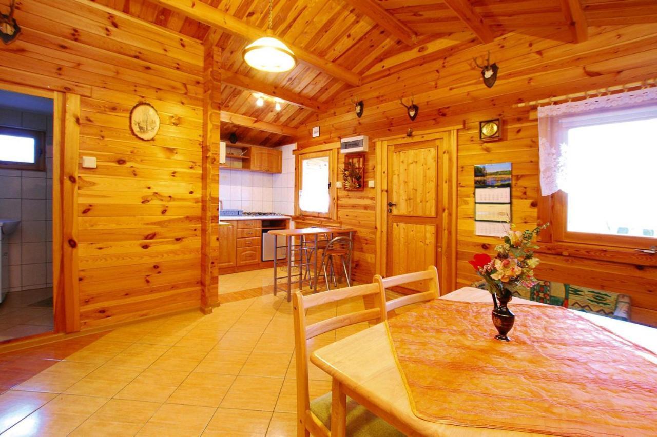 Holiday Home Close To The Lake Shore, Dabrowica Dabrowica  Экстерьер фото